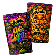 O.G. Zkittles a Orange Tangie Smalls 20g THCA balíček se dvěma květinovými produkty na černém pozadí