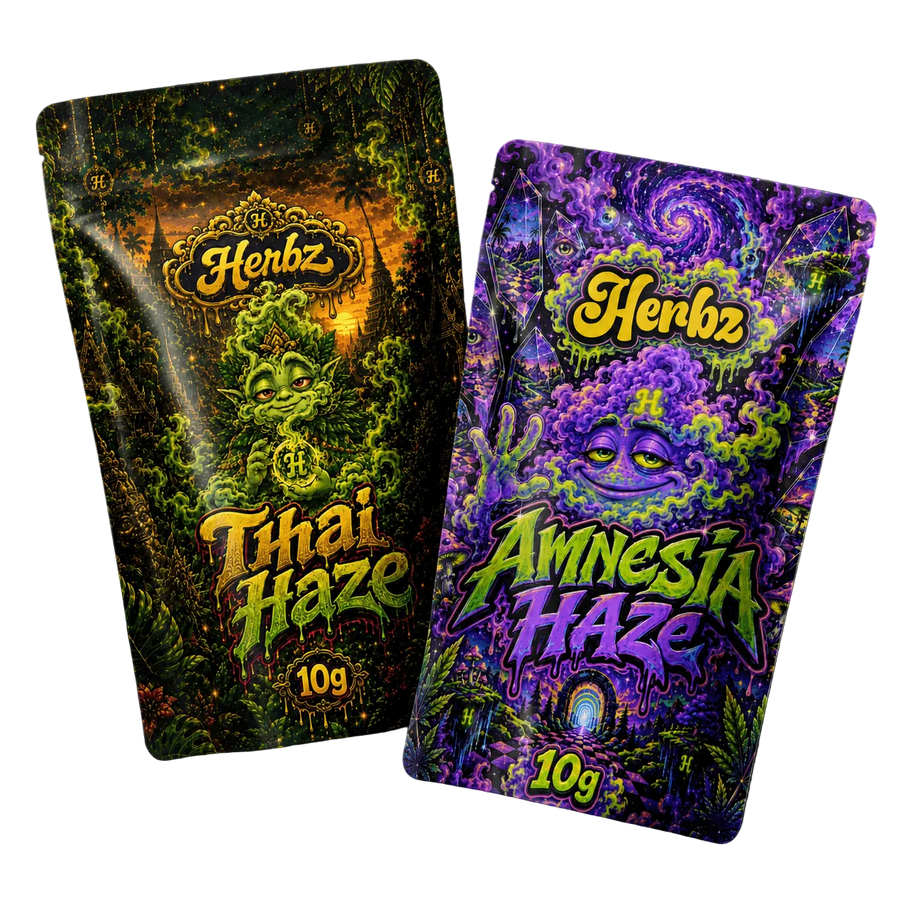 Thai Haze a Amnesia Haze 20g THCA balíček se dvěma haze vrcholovými pupeny na černém pozadí